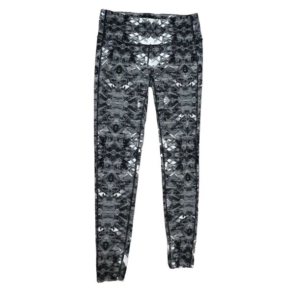 Athleta Cosmic Chaturanga Black White Capri Cropped Activewear Leggings SMALL - Picture 10 of 12